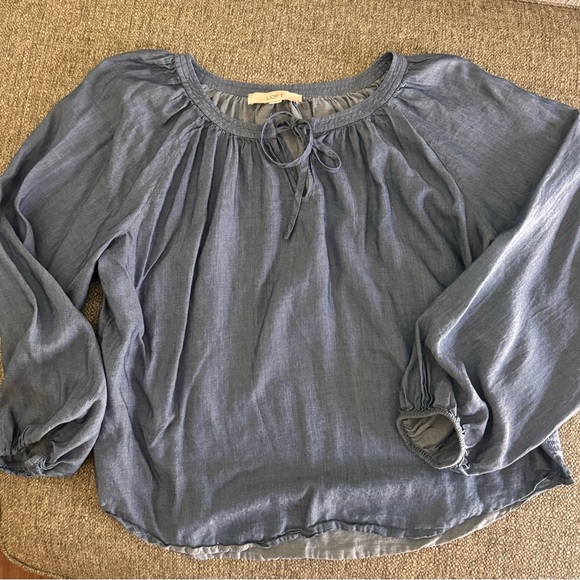 Loft Chambray peasant blouse size L - Picture 2 of 8
